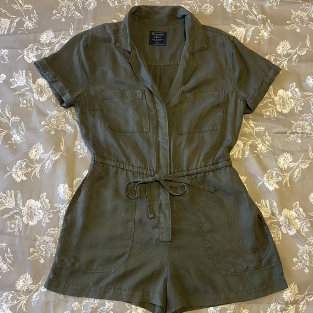 Abercrombie olive green lightweight utility romper
